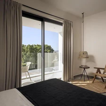 Bianco - Adam Πεύκος