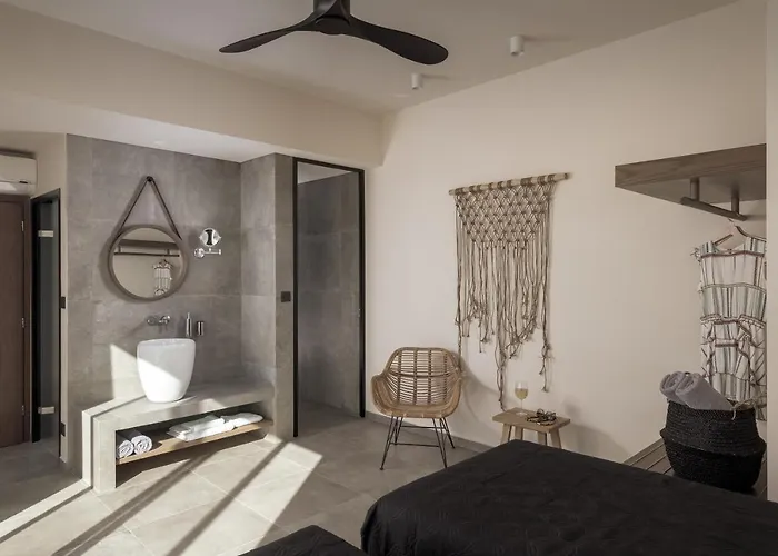 Bianco - Adam Πεύκος