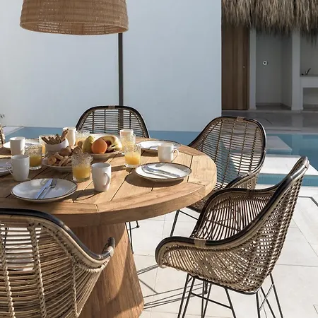 Bianco - Adam Villa *