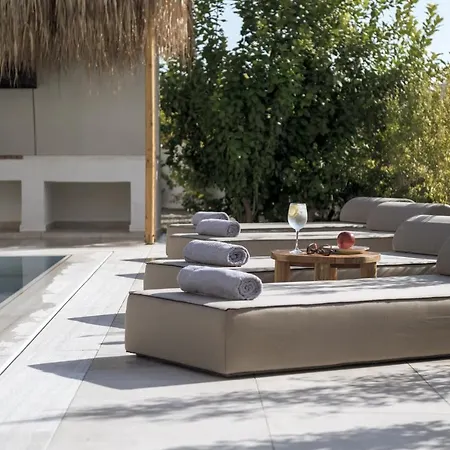 Bianco Boutique - Adam Villa *
