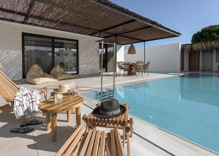 Bianco - Adam Villa *